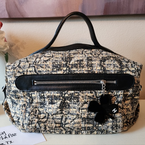 Handbags - Chanel tweed satchel / speedy style